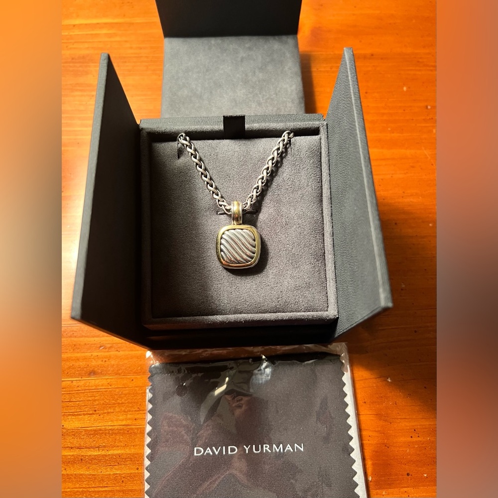 David Yurman 20” Wheat Chain and Silver 18k Gold Sculpted Cable Enhancer